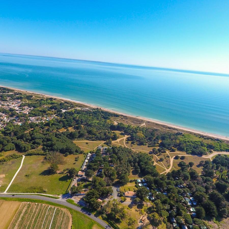 Camping Les Dunes Le Bois-Plage-en-Ré Екстериор снимка