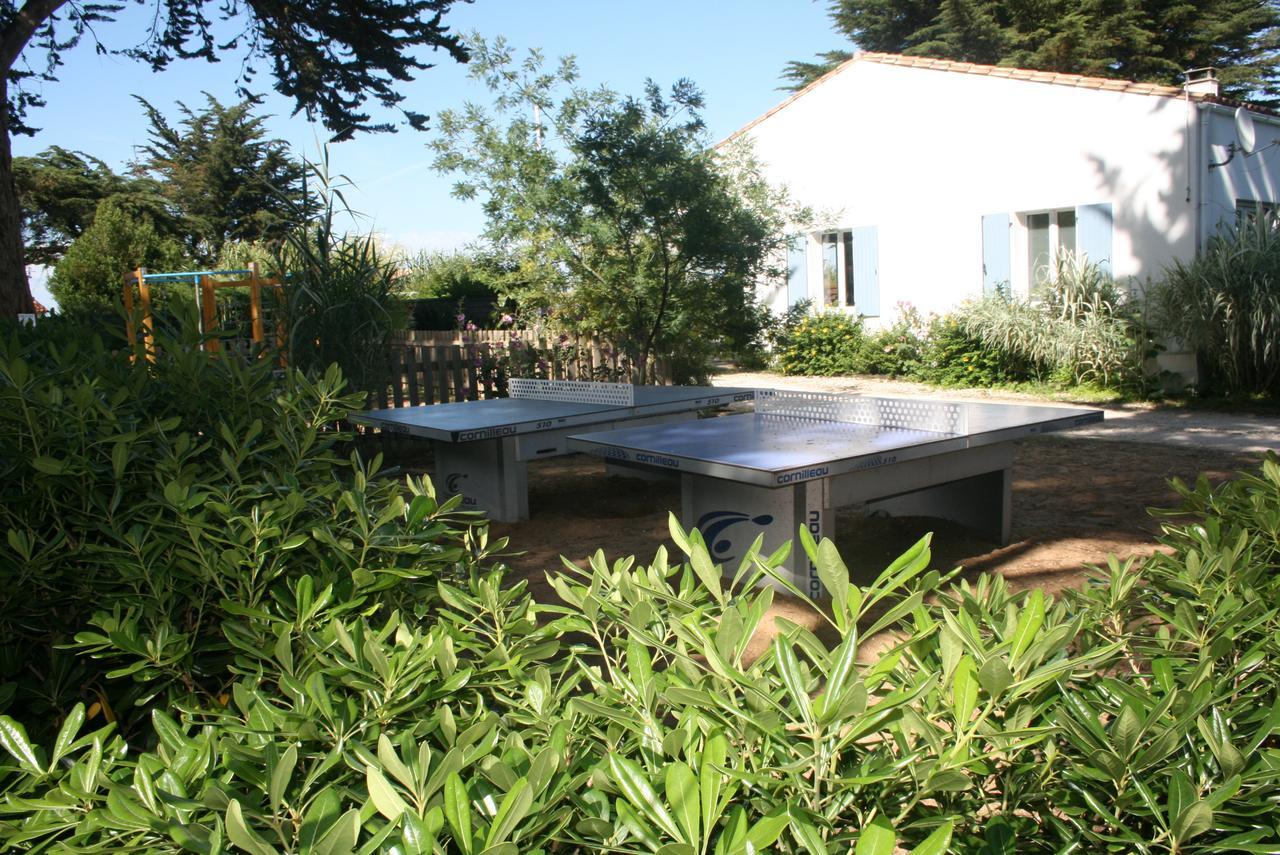 Camping Les Dunes Le Bois-Plage-en-Ré Екстериор снимка